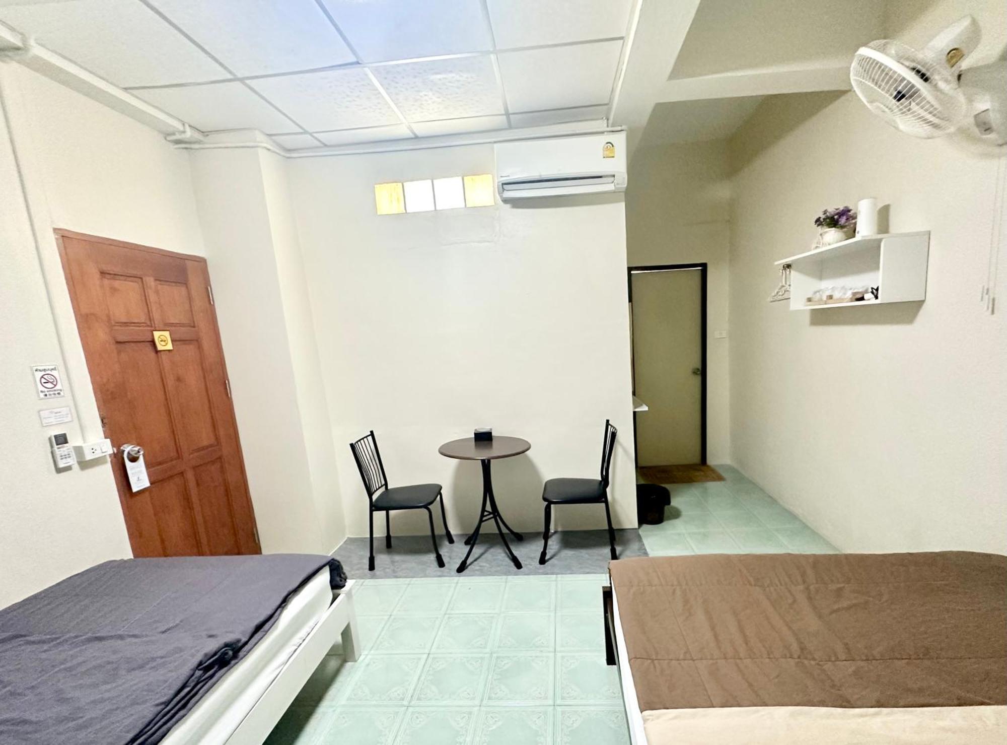Pd Hostel Бангкок Экстерьер фото